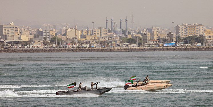 رژه دریایی مشترک ایران و عراق
